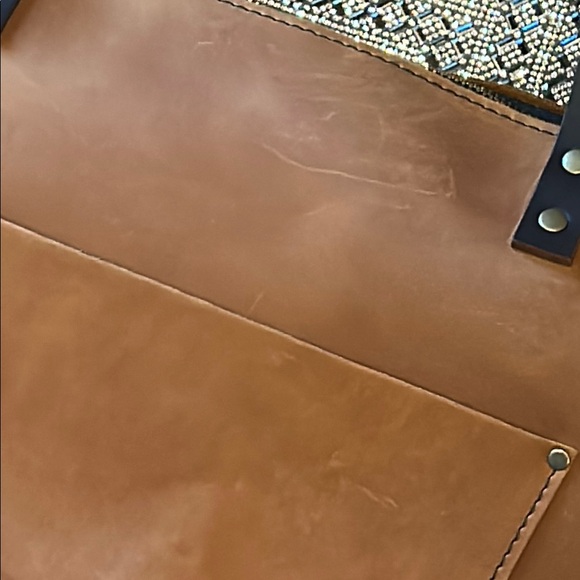 Portland Leather Tan Tote Large Bag in Dakota leather - Picture 6 of 12